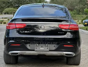 Mercedes-Benz 350D 2015 Black