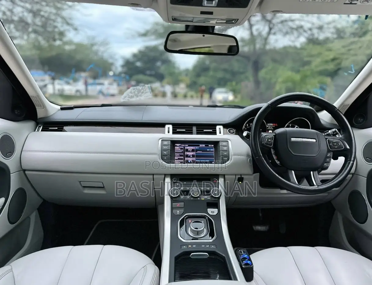 Land Rover Range Rover Evoque 2013 Pearl