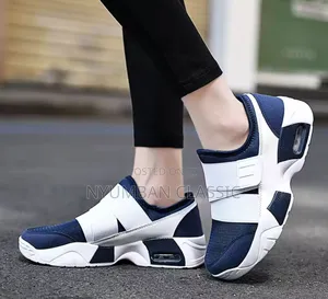 Women's Sneakers Shoes