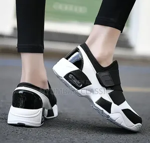 Women's Sneakers Shoes