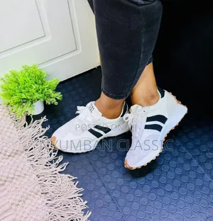 New Balance Sneakers Women's