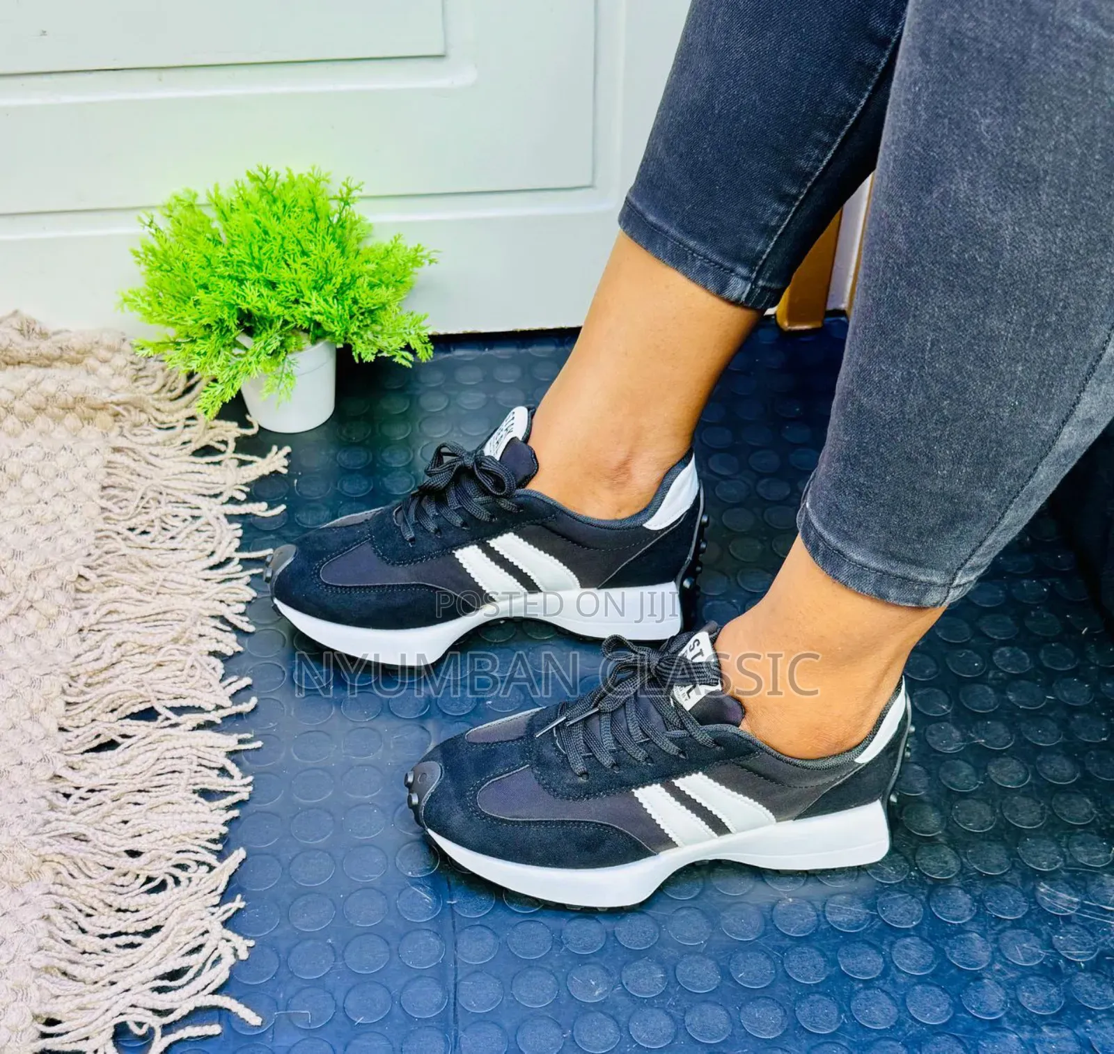 New Balance Sneakers Women's
