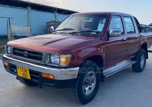 Toyota Hilux 1996 Burgundy