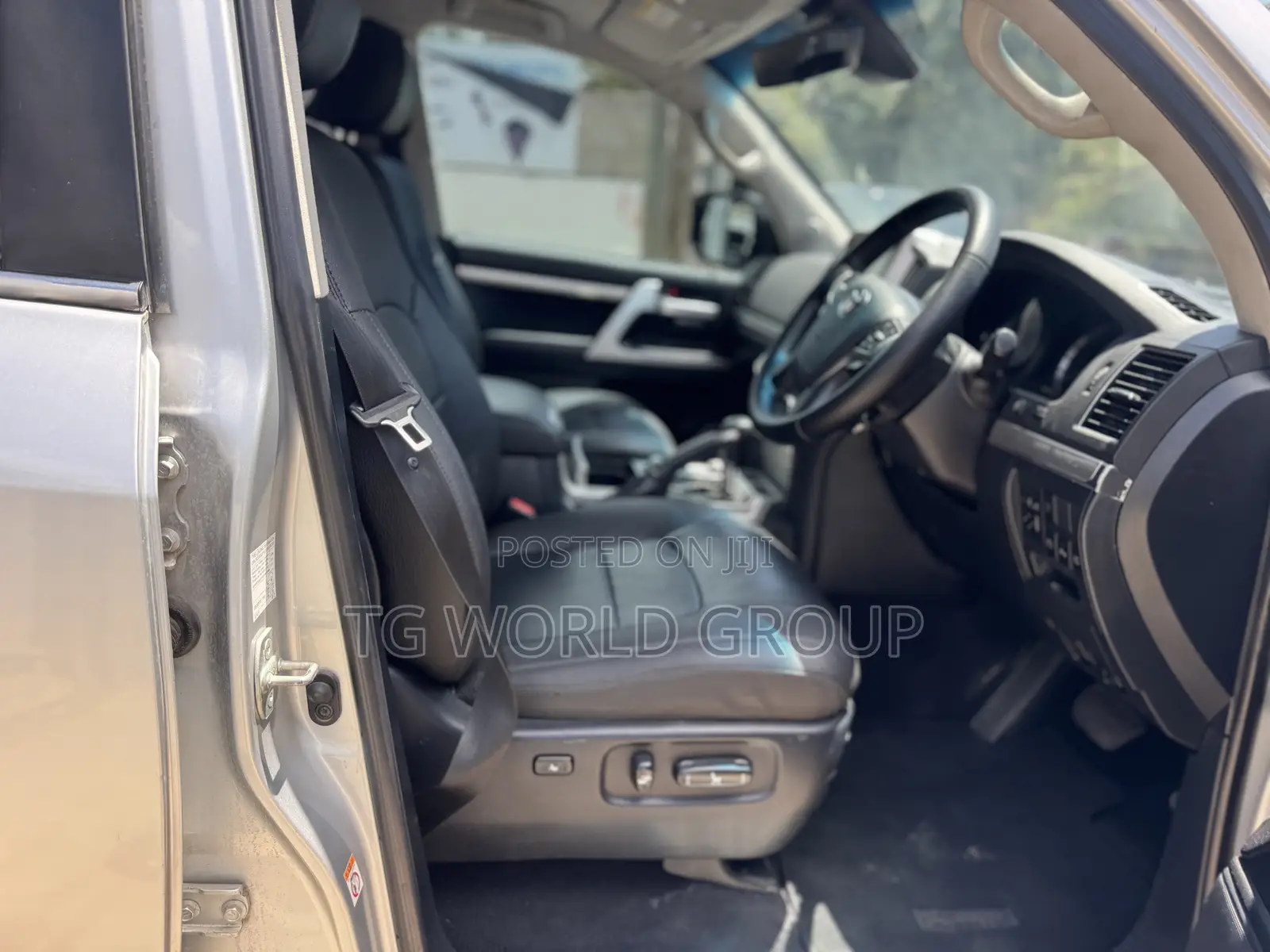 Toyota Land Cruiser 2017 Silver
