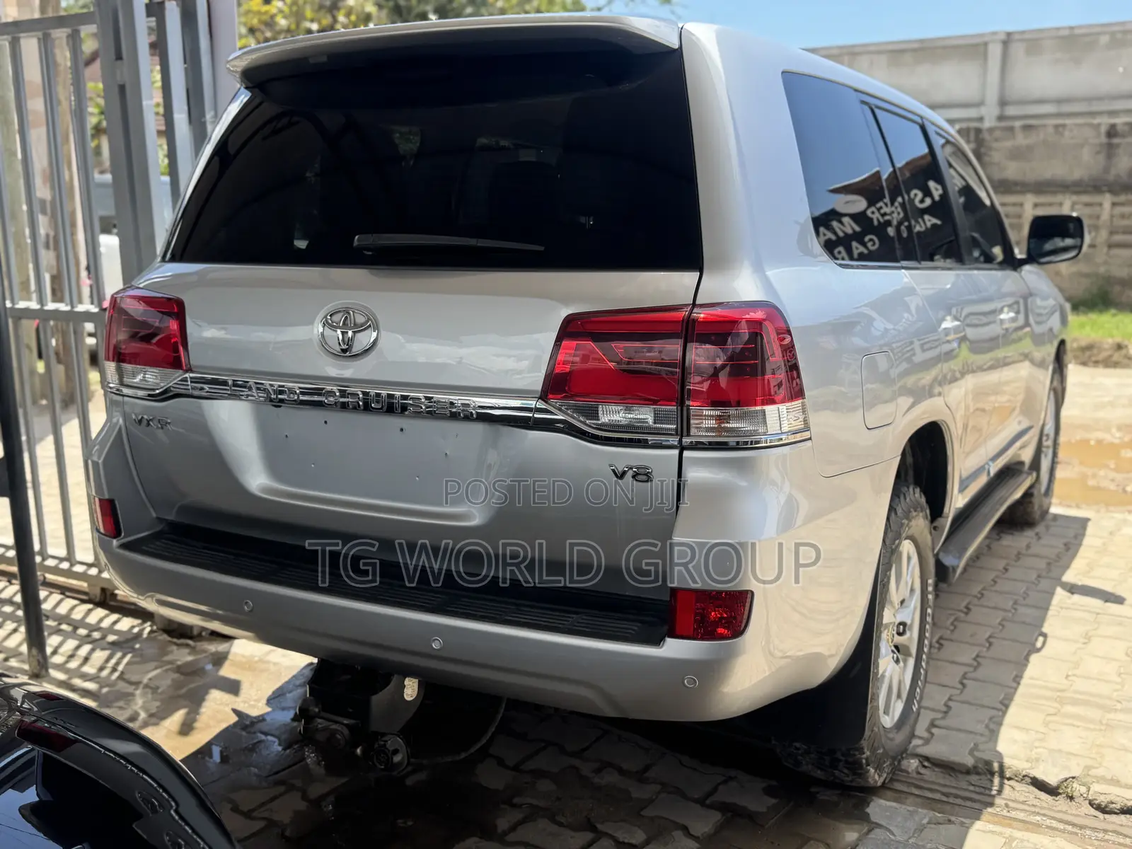 Toyota Land Cruiser 2017 Silver