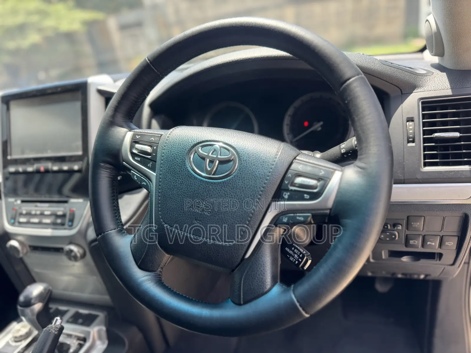 Toyota Land Cruiser 2017 Silver