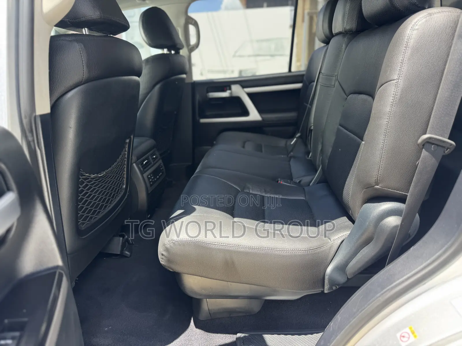 Toyota Land Cruiser 2017 Silver