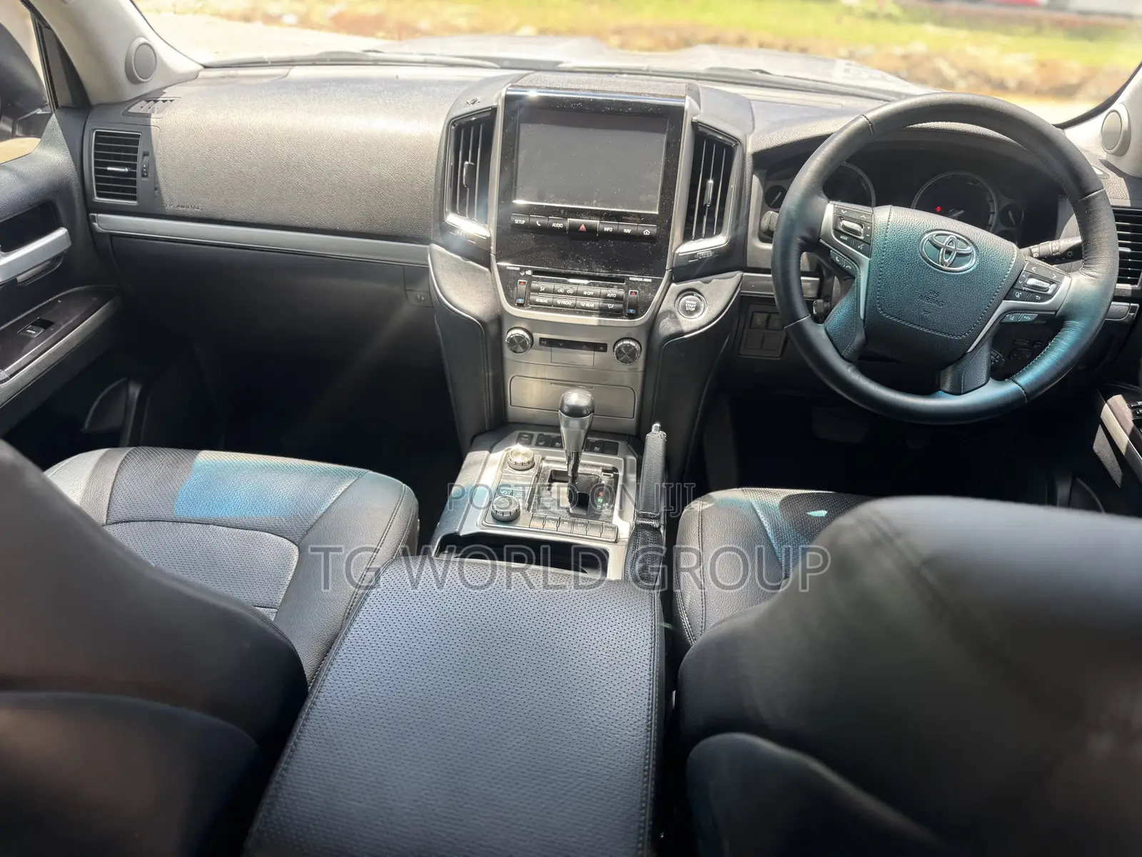 Toyota Land Cruiser 2017 Silver