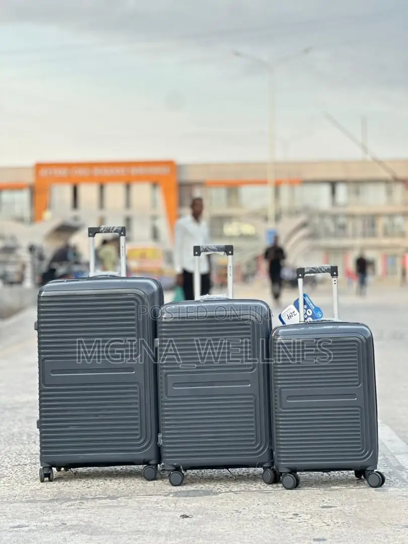 Set of Traveling Bags