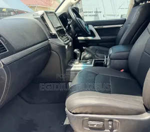 Toyota Land Cruiser 2017 Silver