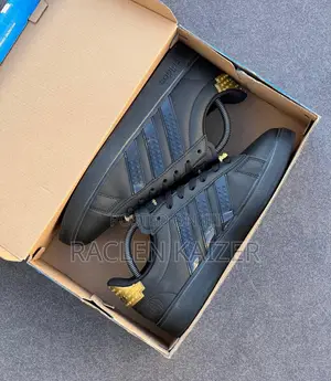 Adidas Lego