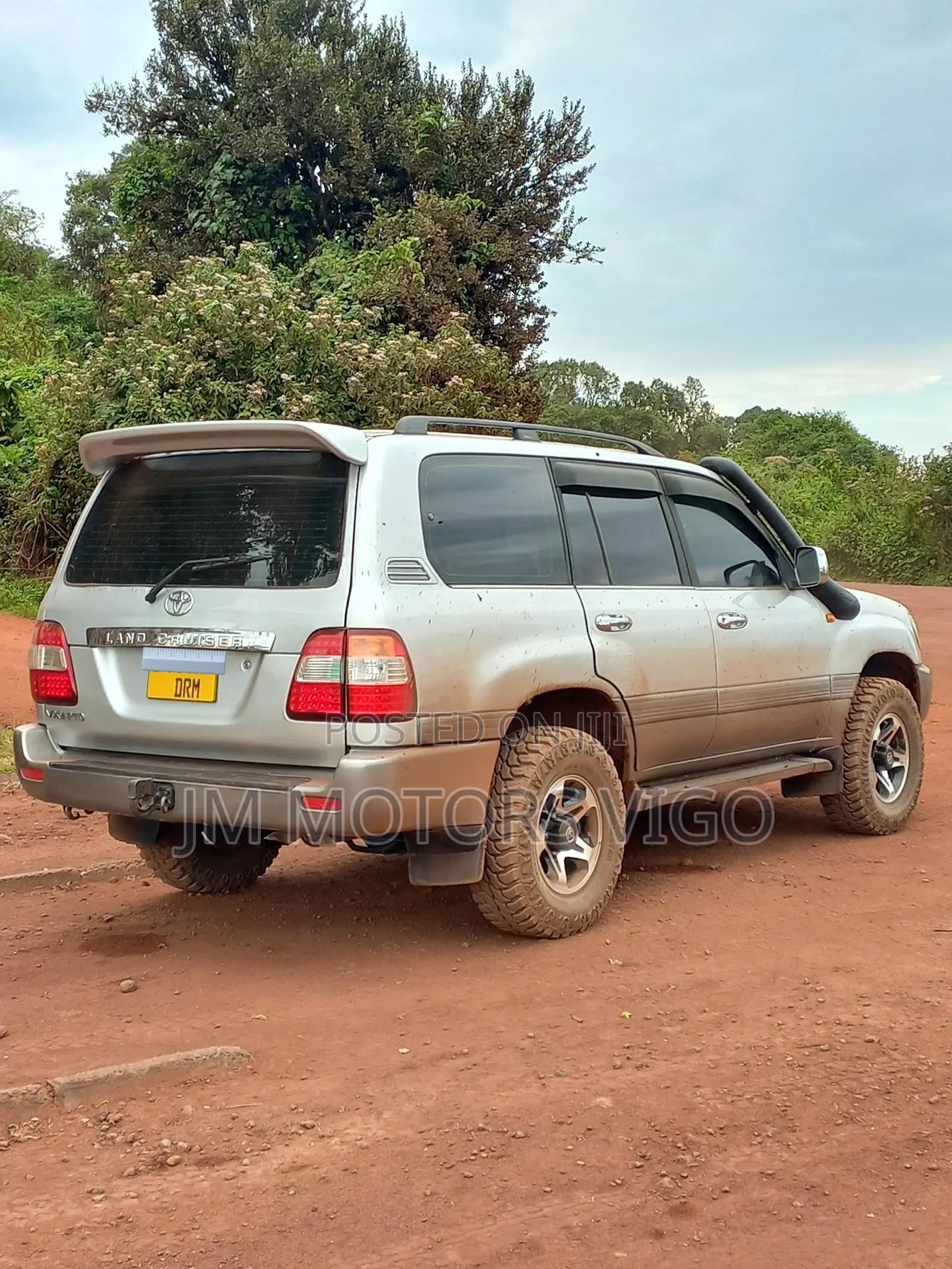 Toyota Land Cruiser 100 4.2 2006 Silver