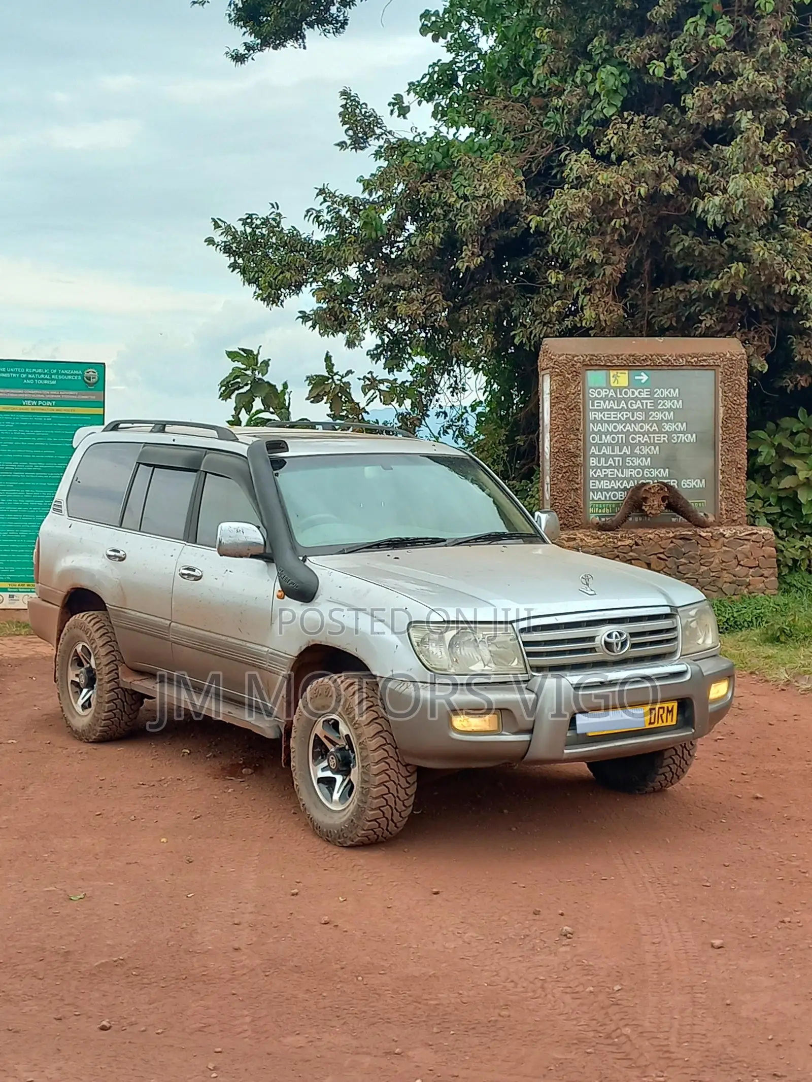 Toyota Land Cruiser 100 4.2 2006 Silver
