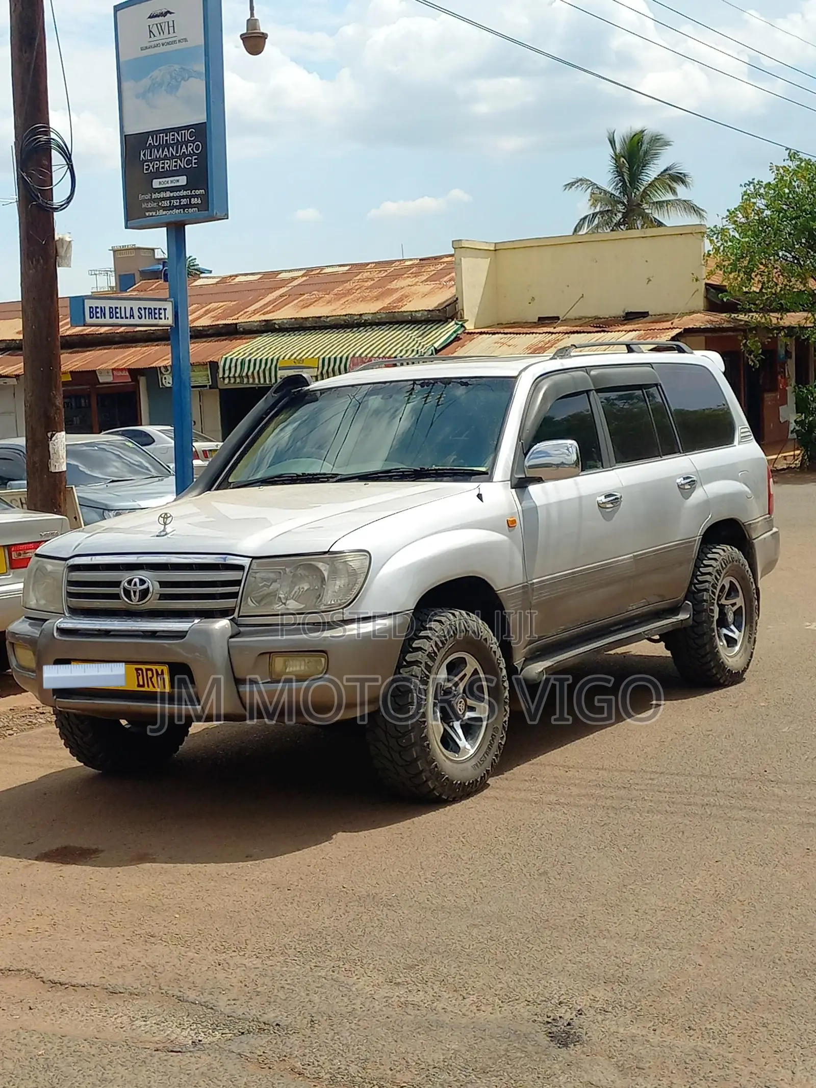 Toyota Land Cruiser 100 4.2 2006 Silver