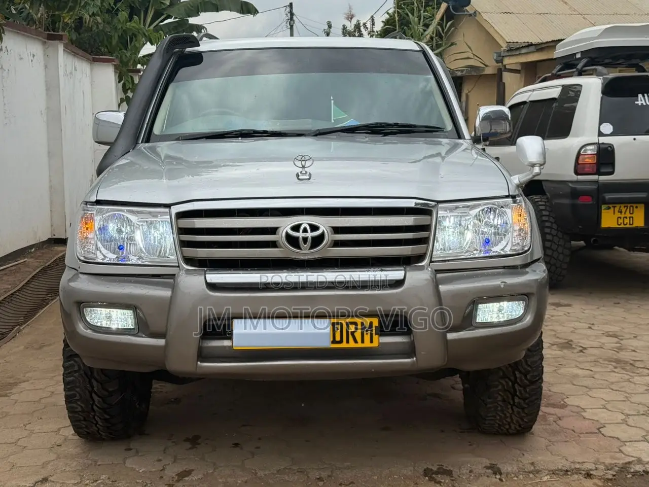 Toyota Land Cruiser 100 4.2 2006 Silver