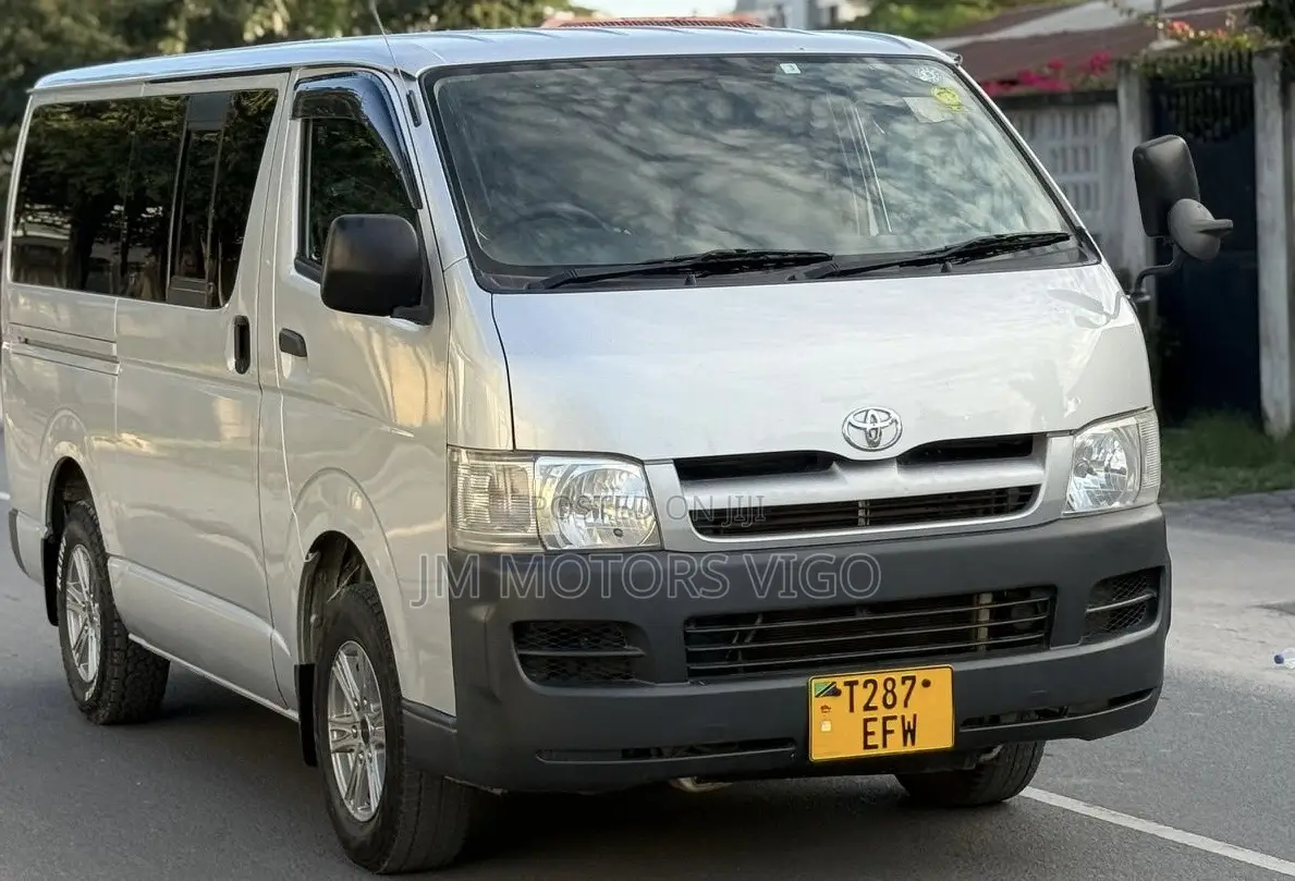 Toyota Quantum 2007 Silver