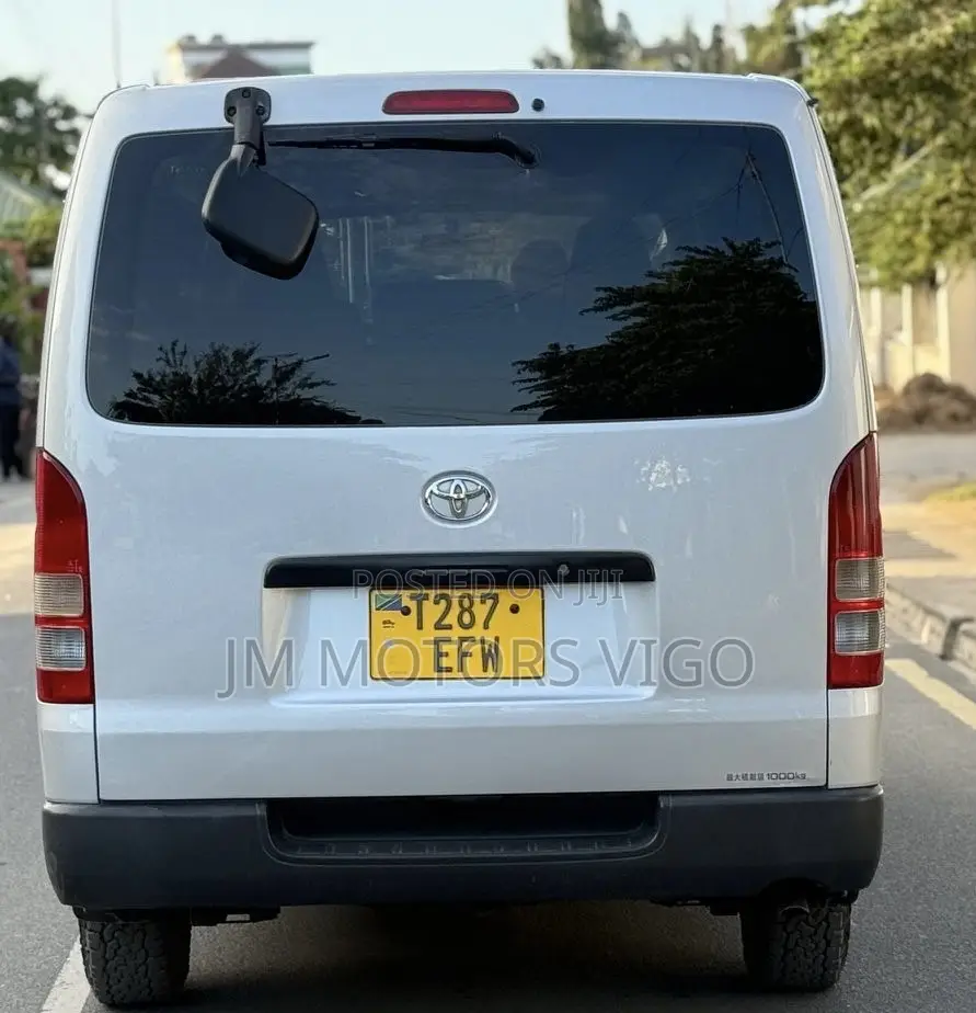 Toyota Quantum 2007 Silver