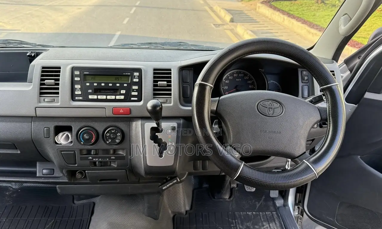 Toyota Quantum 2007 Silver