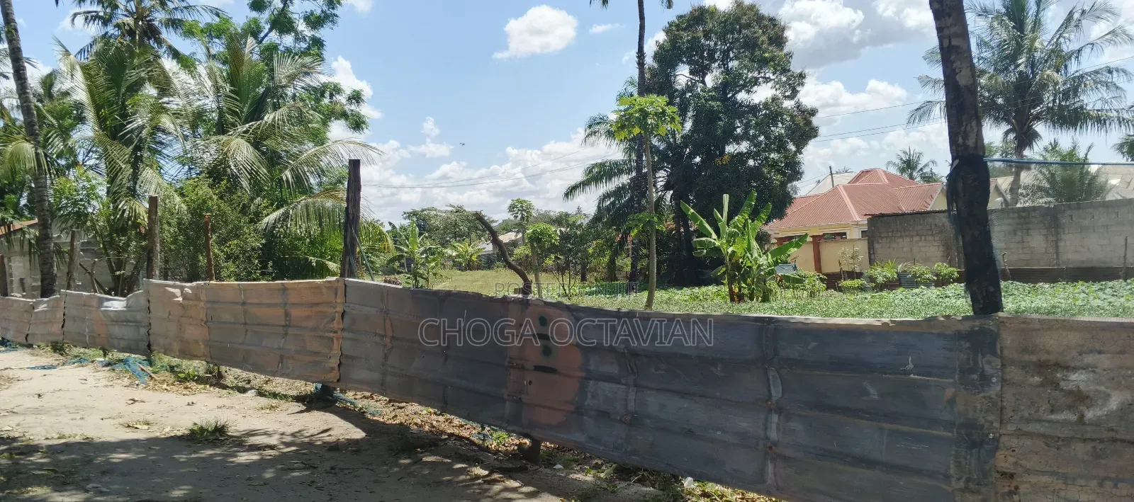 Kiwanja Cha Kuuza