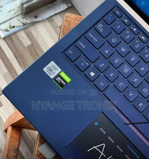 Laptop Asus Zenbook 14 UX434 16GB Intel Core I7 SSD 512GB