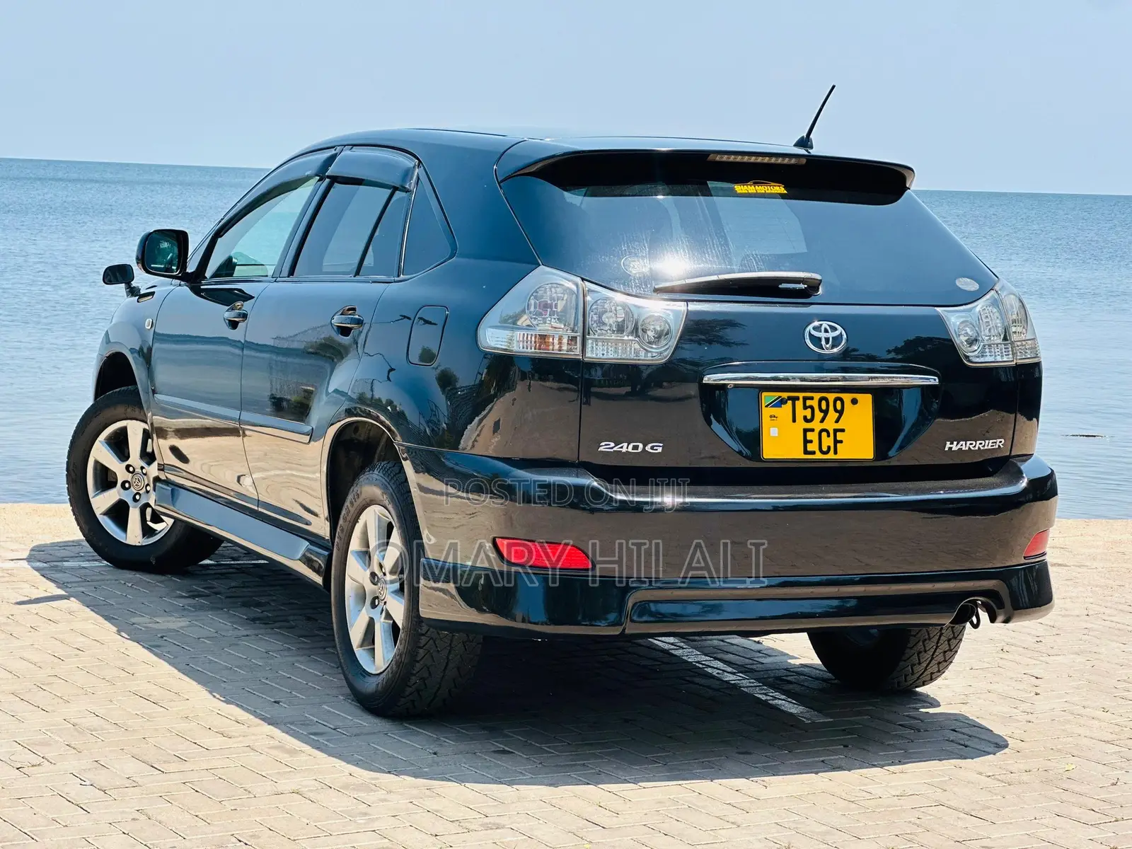 Toyota Harrier 2004 Black
