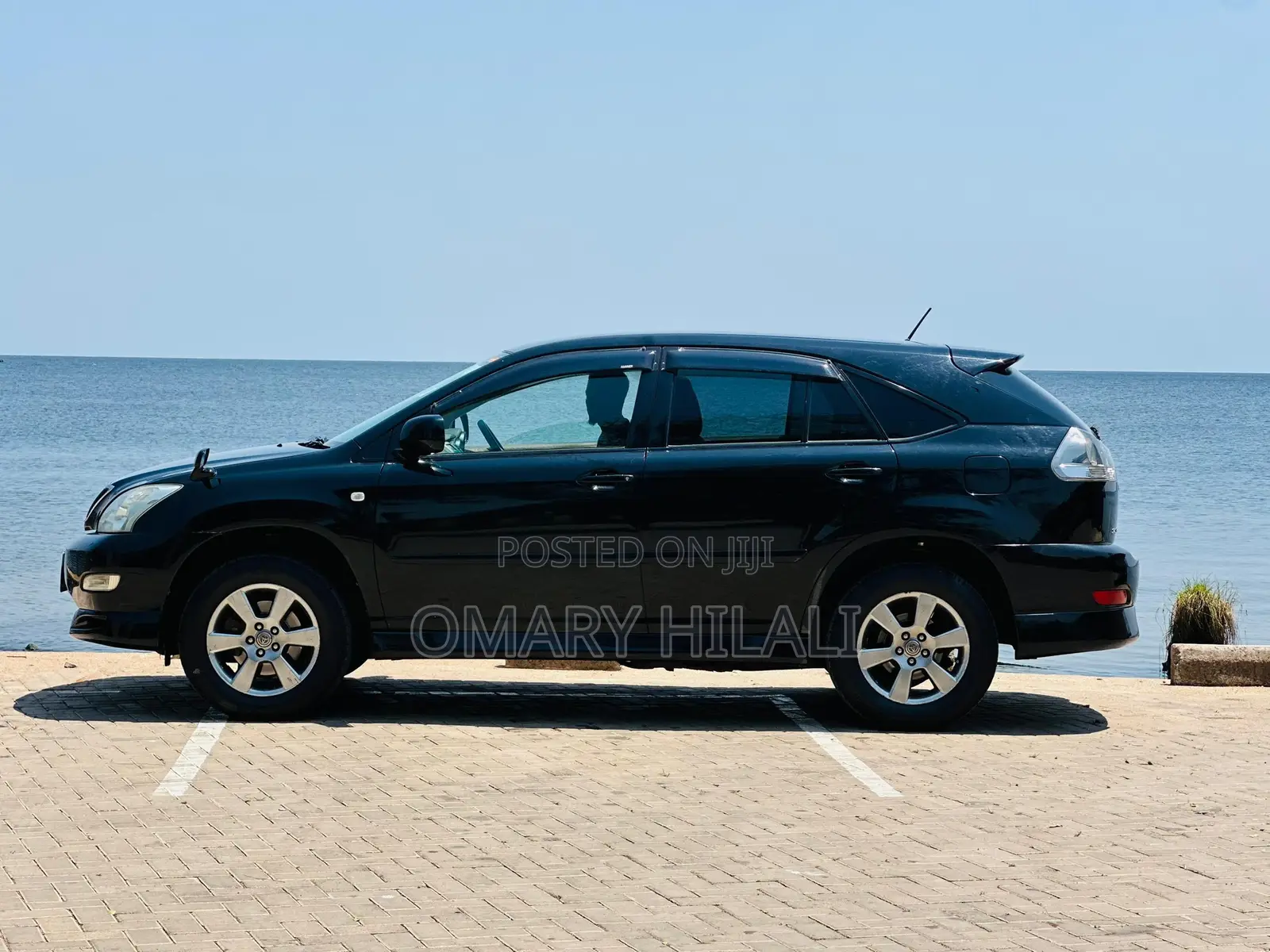 Toyota Harrier 2004 Black