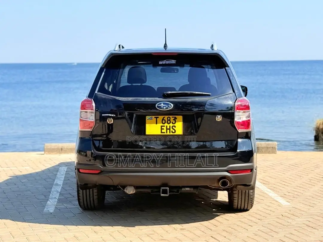 Subaru Forester 2013 Black