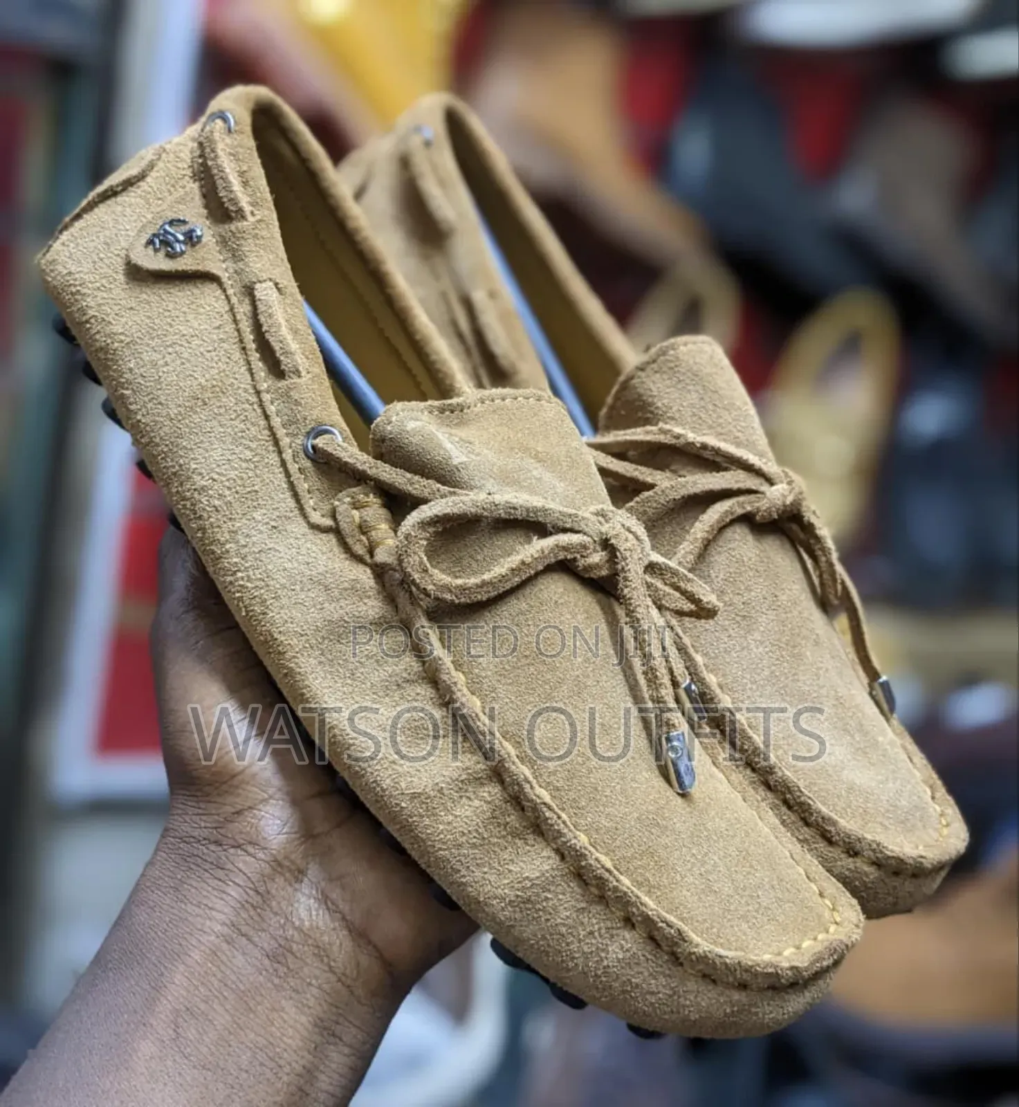 Viatu or Shoes or Footwears Very Very and Most Elegant or Totally Nice