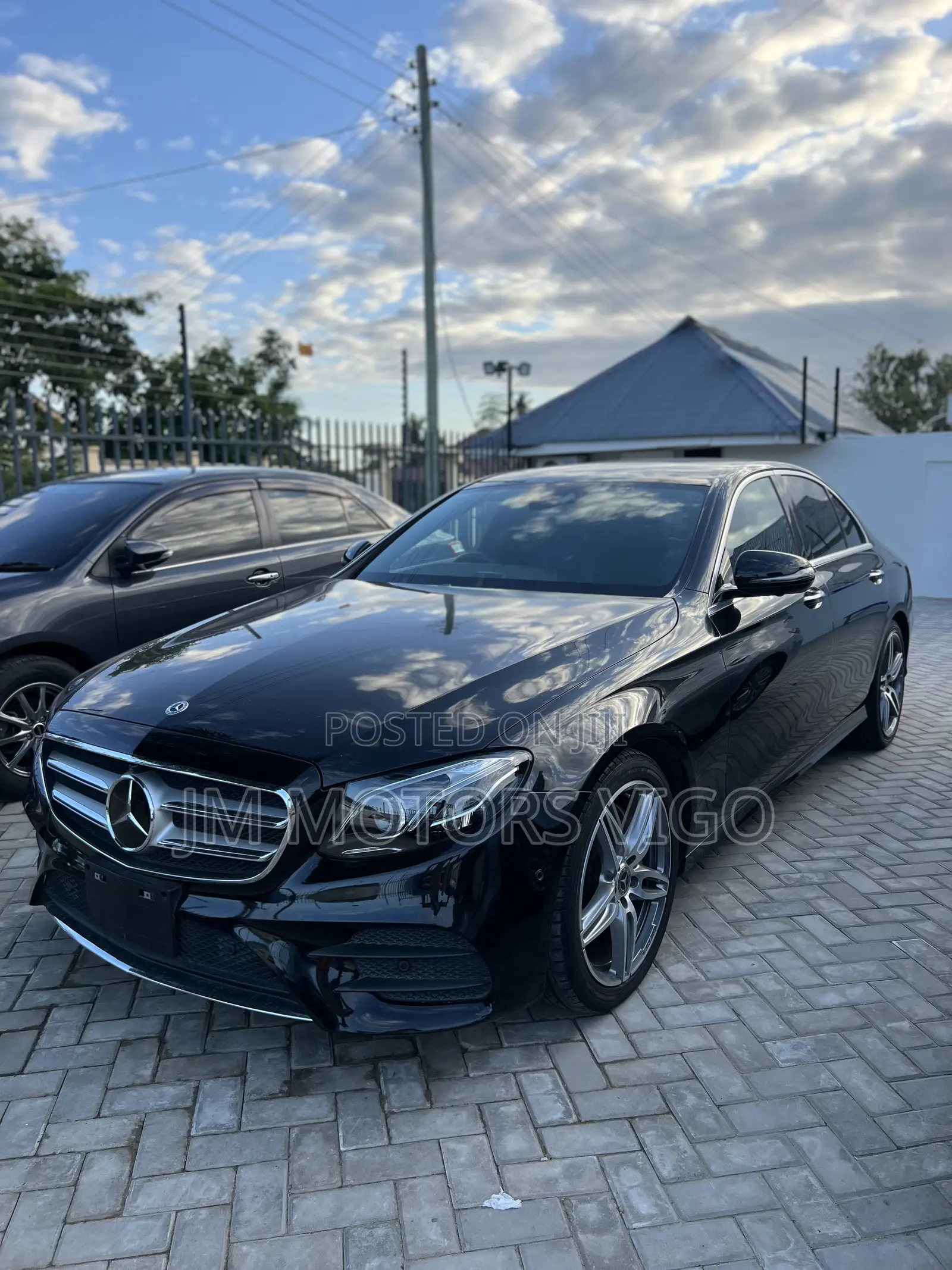 Mercedes-Benz E250 2016 Black