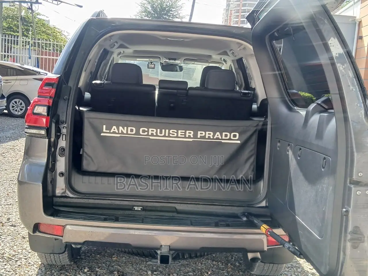 Toyota Land Cruiser Prado 2.8 2017 Gray