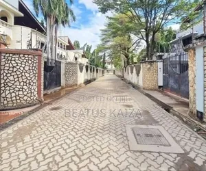 5bdrm Block of Flats in Msasani Beach for sale
