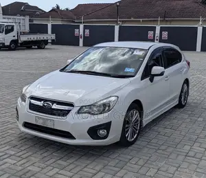 Subaru Impreza 2.0i Hatchback CVT 2012 White