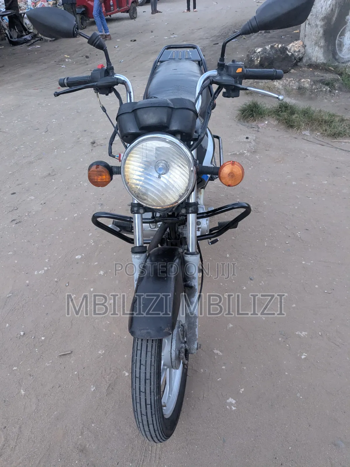 TVS HLX 125 2024 Black