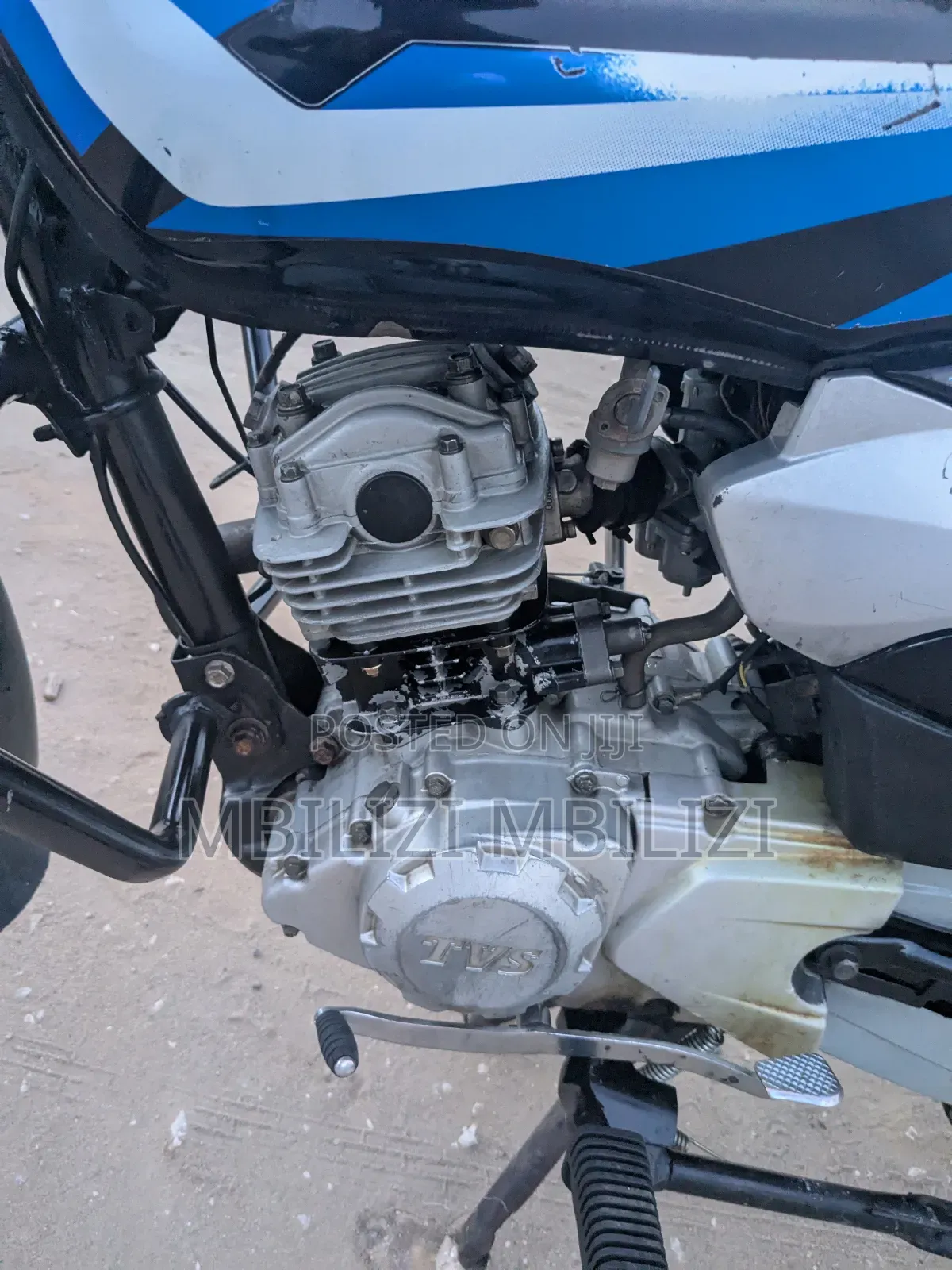TVS HLX 125 2024 Black