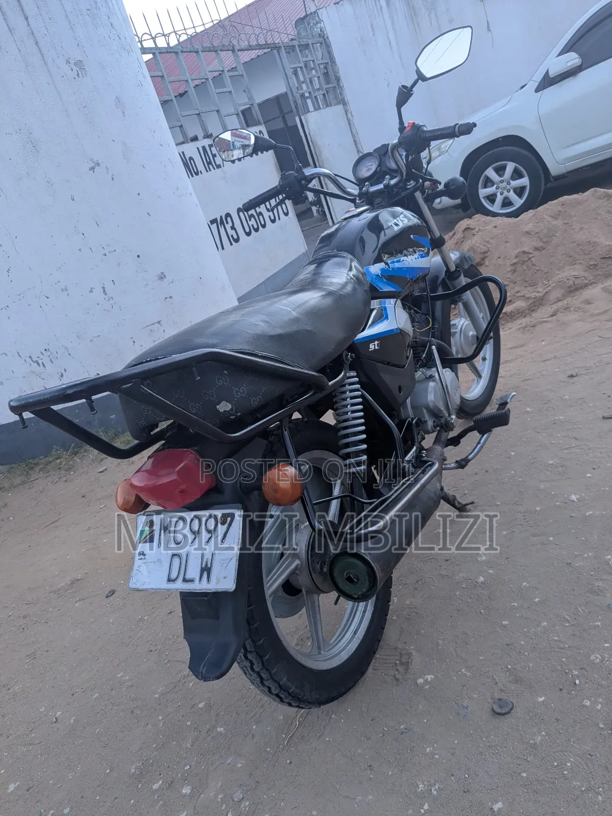 TVS HLX 125 2024 Black