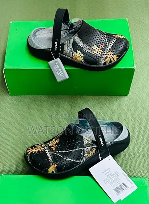 Ladies or Women's Crocs Ride Very Very Classic