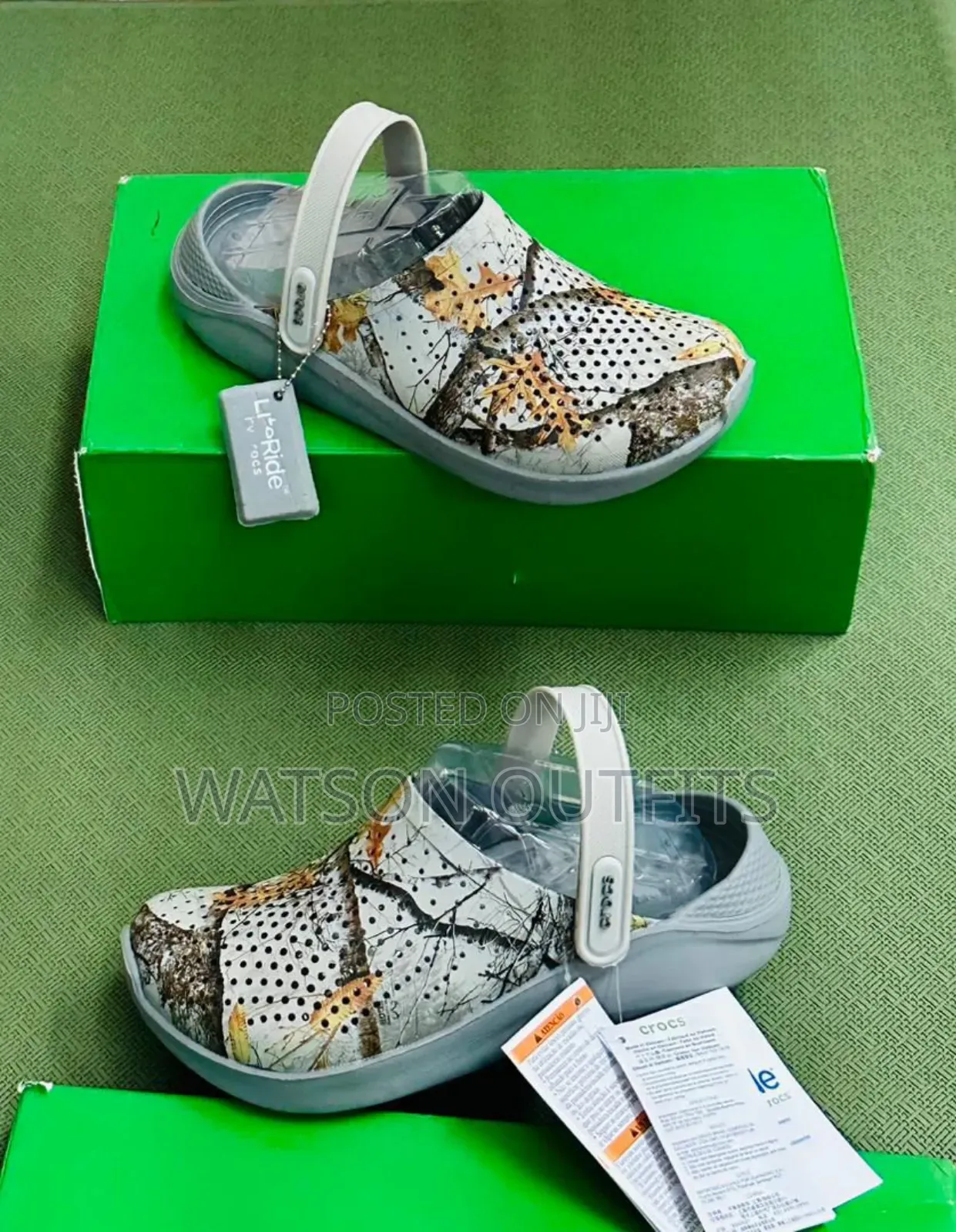 Ladies or Women's Crocs Ride Very Very Classic