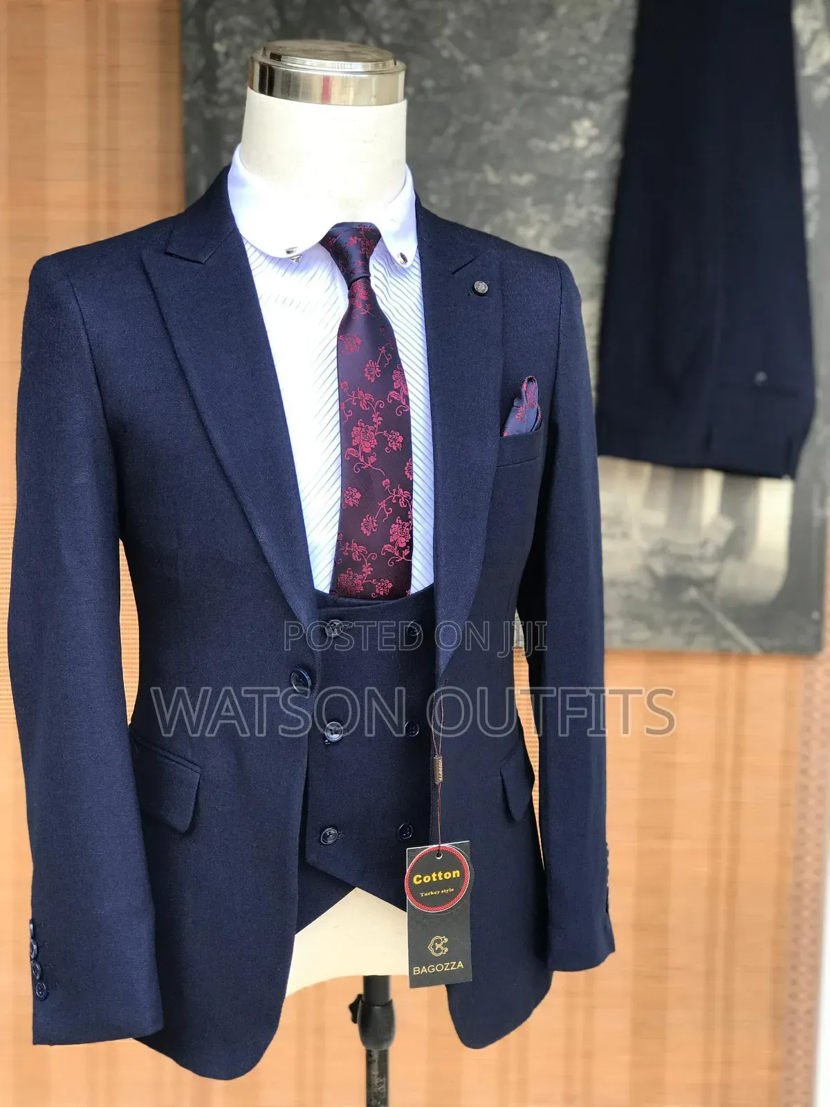 Men's Suits Wear Very Classic or Vazi La Suti Kwa Wanaume Very Nice