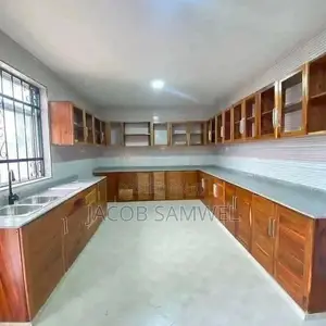 3bdrm House in Bahari Beach, Kinondoni for rent