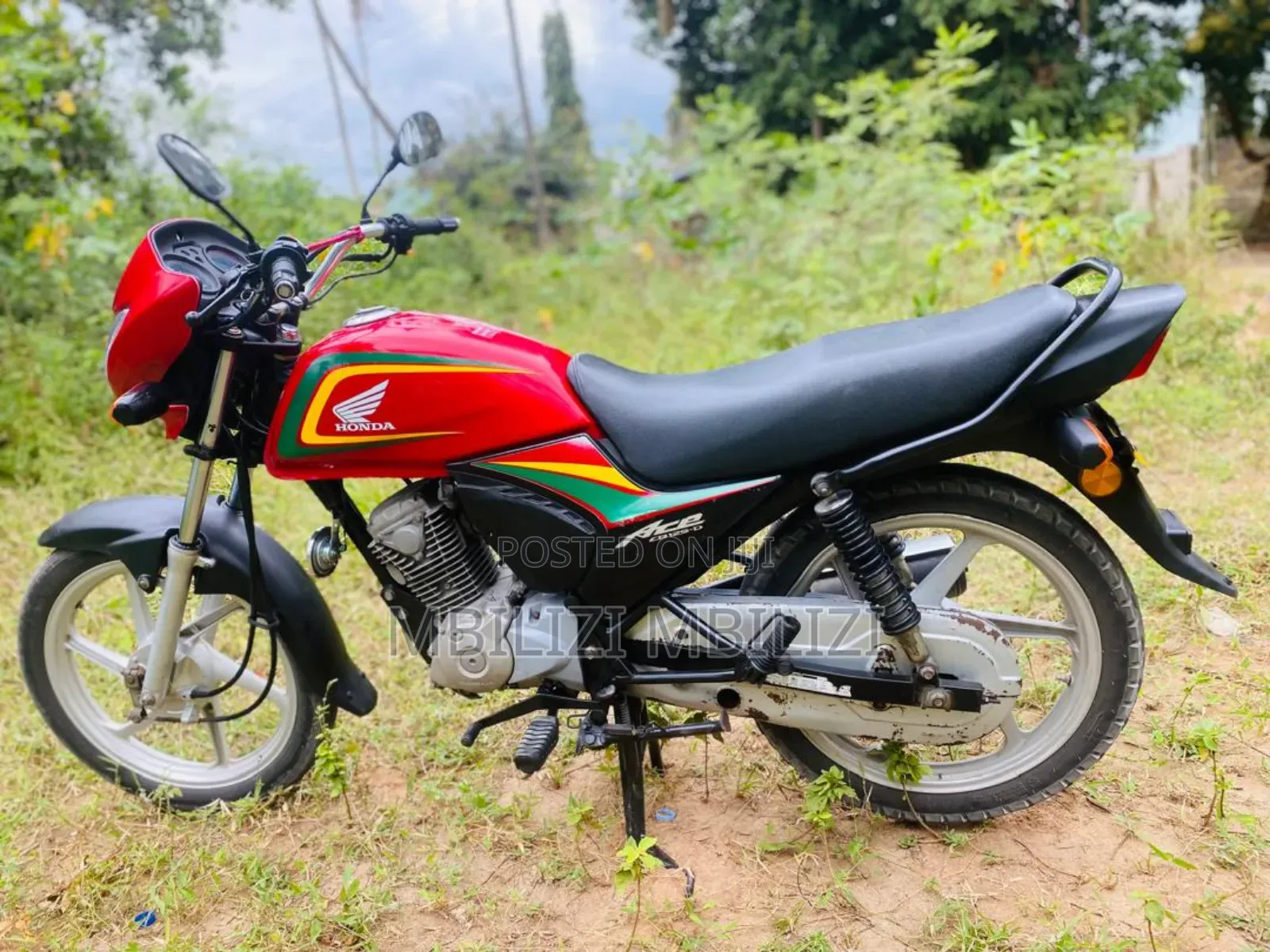 Honda 2024 Red
