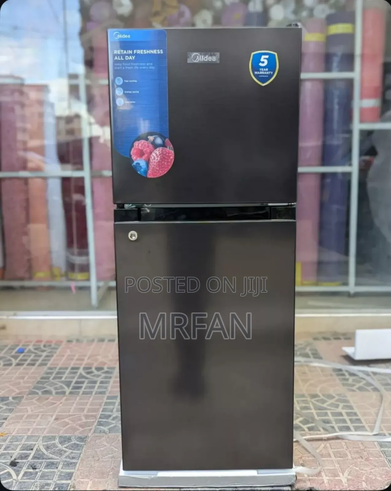 *Midea 128l Fridge*
