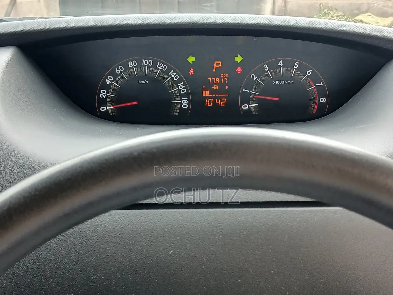 Toyota Ractis 2010 Silver