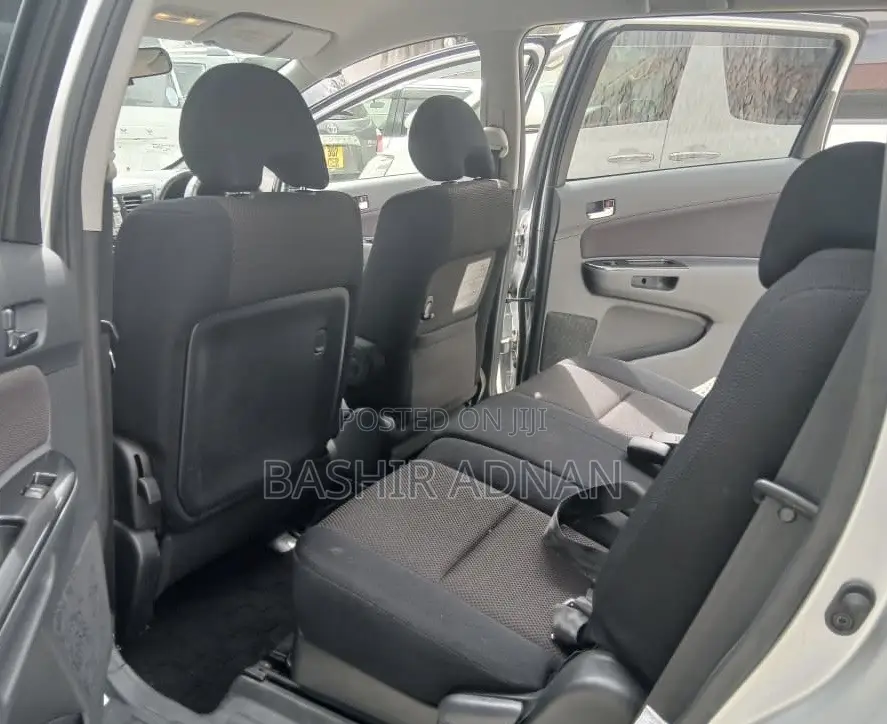 Toyota Wish 2007 Silver
