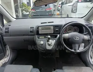 Toyota Wish 2007 Silver