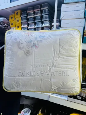 Duvet Cover Set With 2 Bedsheets Size 7*8