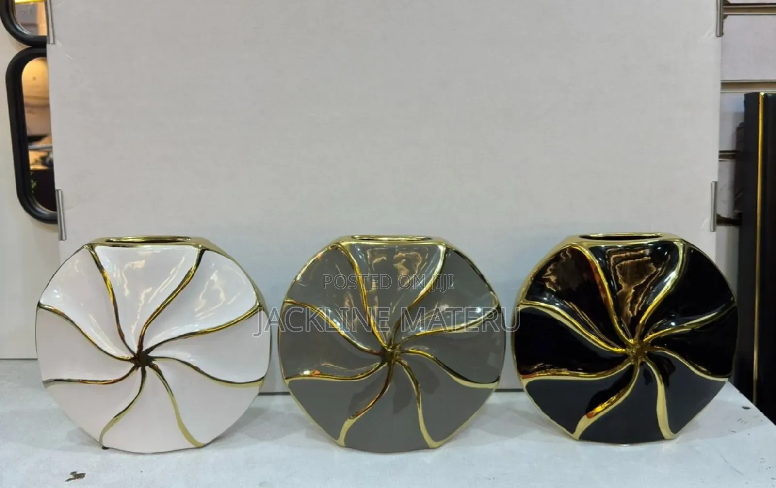 Deco Accessories