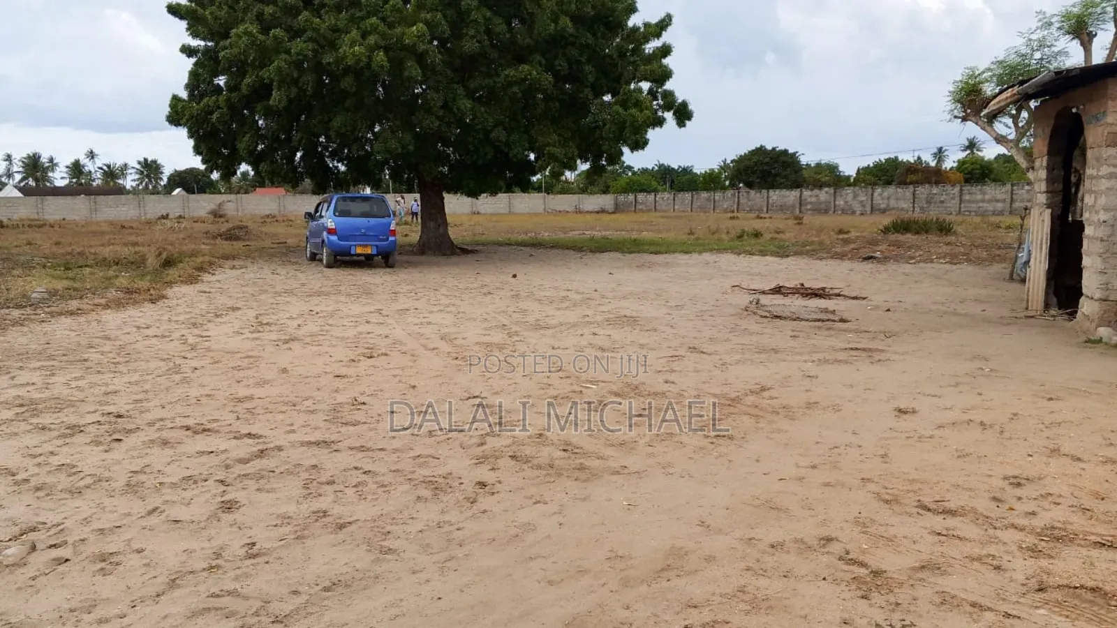 Eneo Linauzwa Ununio Beach