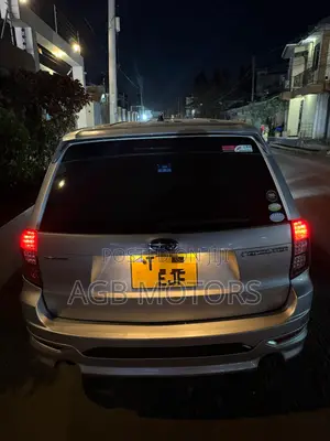 Subaru Forester 2011 Silver