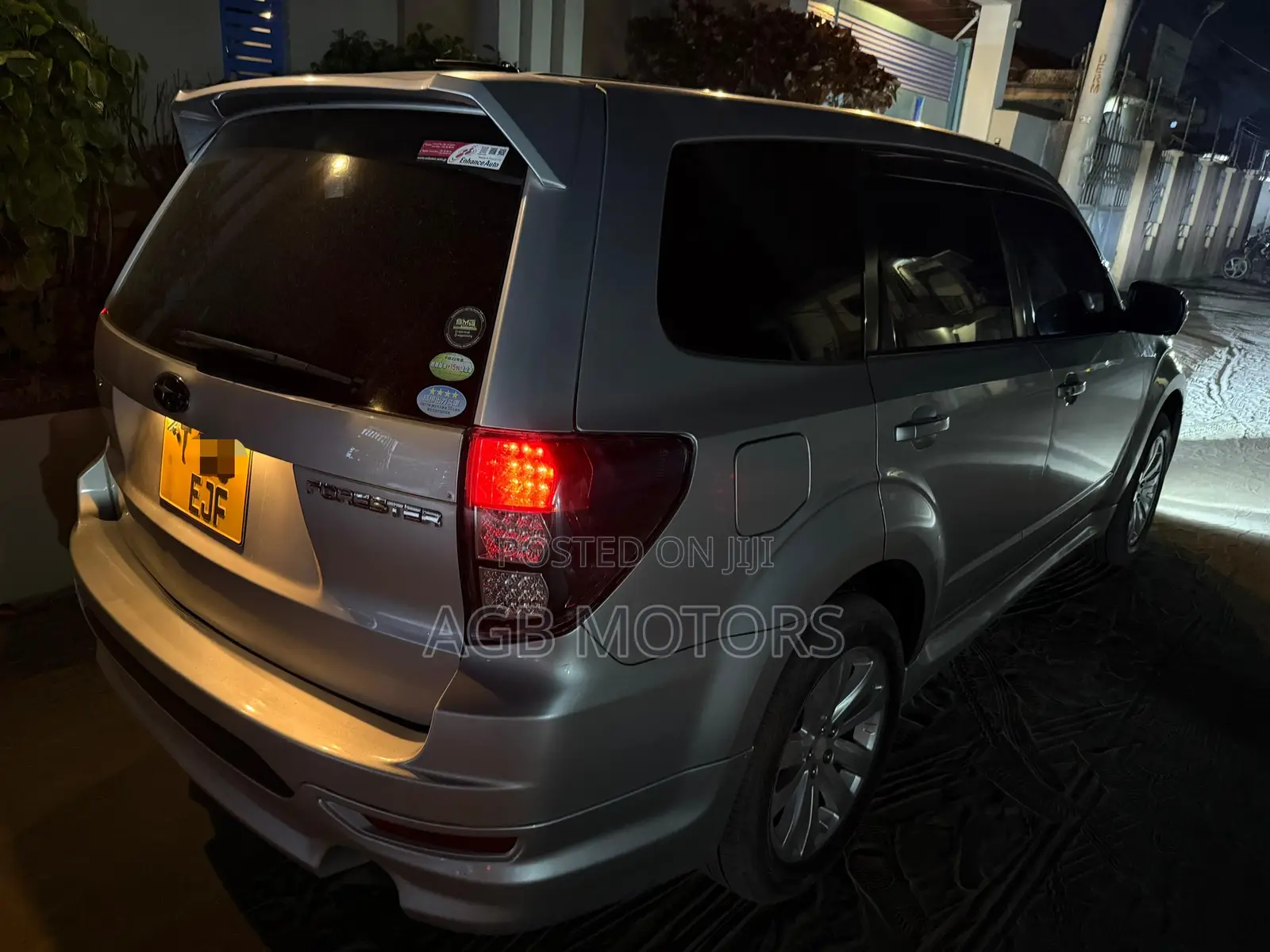 Subaru Forester 2011 Silver