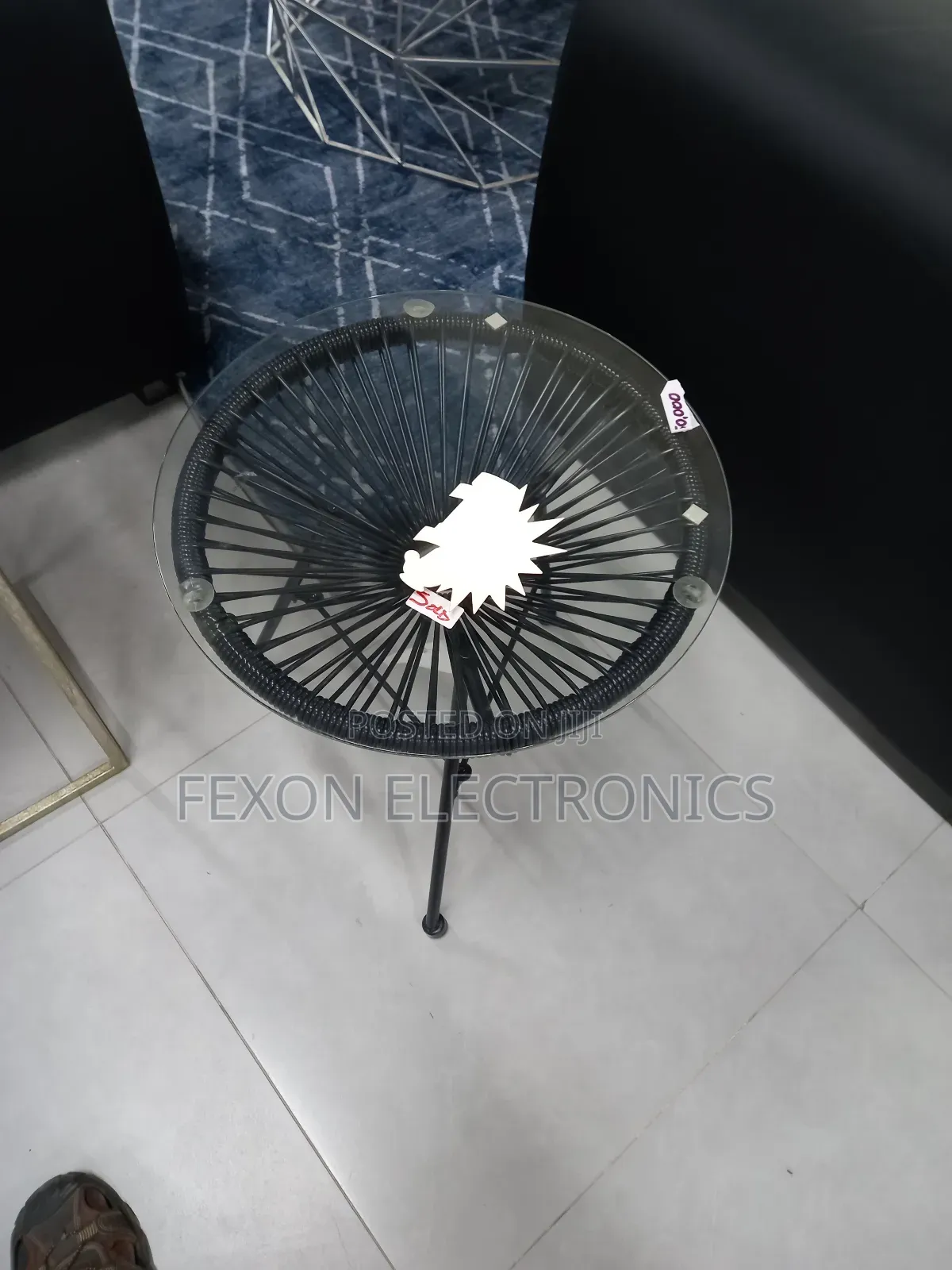 Coffee Table/ Sided Round Table